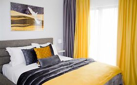 Ermis Mini Suite # 3